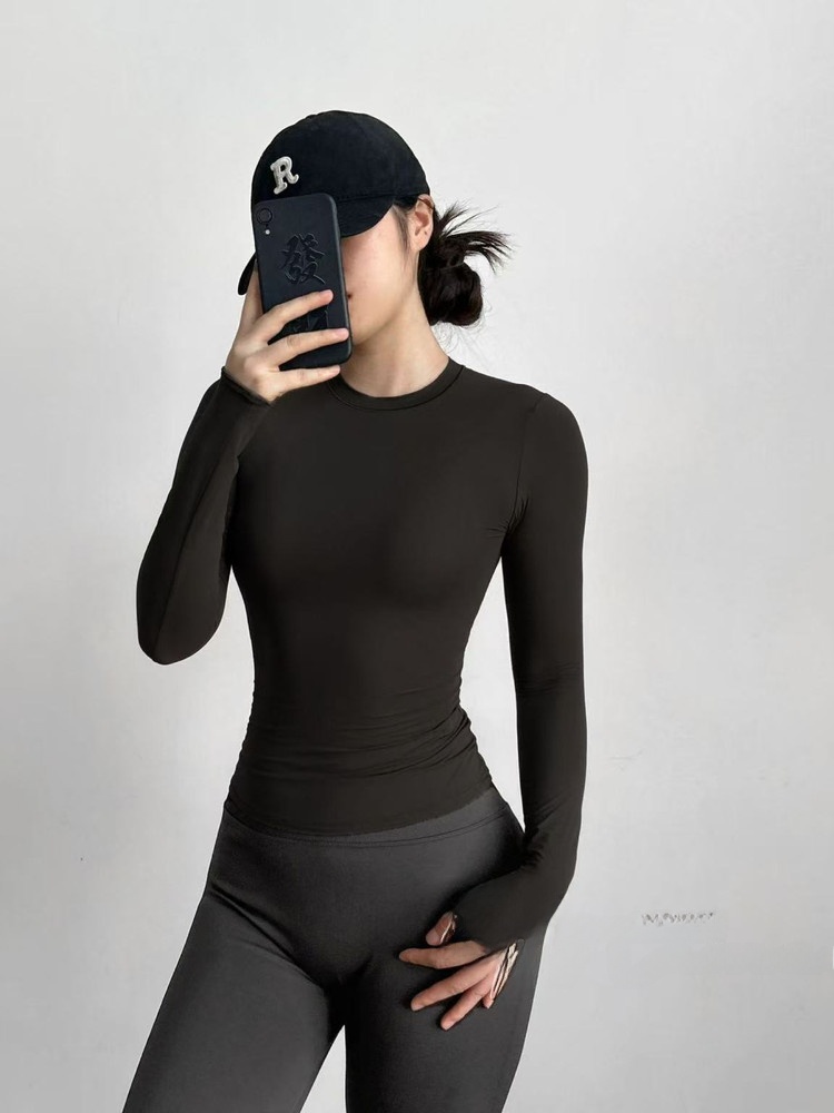 Yoga Fitness Wear - قميص يوجا رياضي بأكمام طويلة وقصة