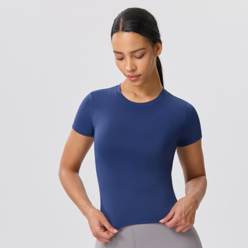 قميص يوغا رياضي نحيف بلون موحد - مراجعة Yoga Fitness Training وسعره