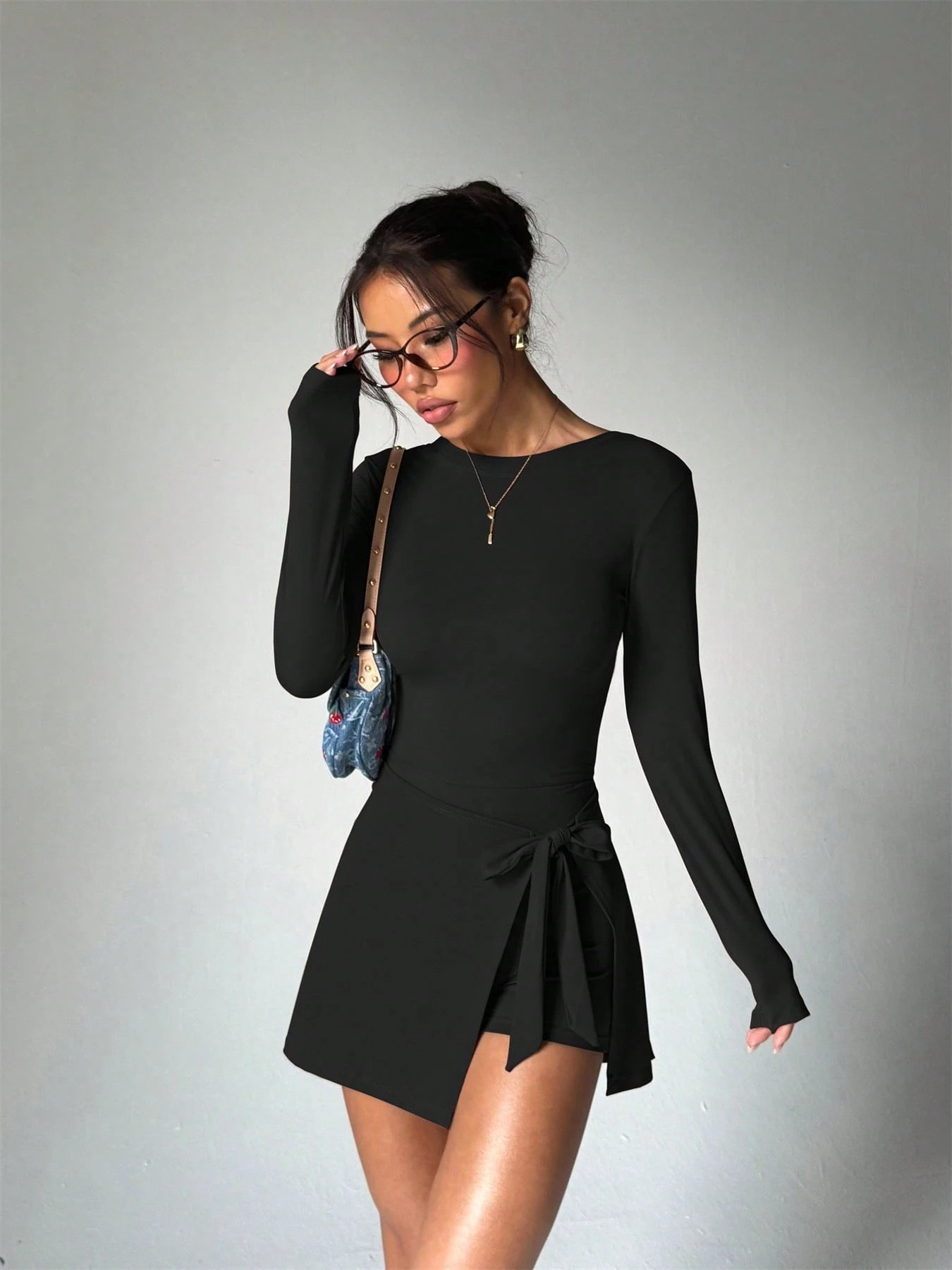 بدلة رياضية ضيقة بأكمام طويلة  - مراجعة Yoga Fitness Wear وسعره